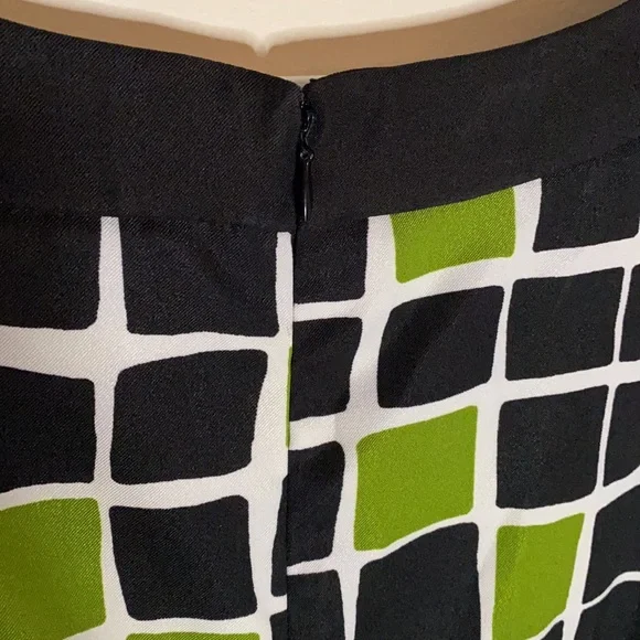 Checker Dress - Picture 3 of 6